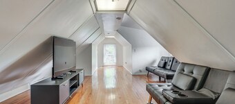 Nature & City Access! Family Home in North Jersey