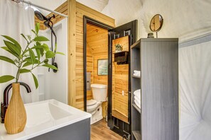 Apartment (0 Bedroom) | Interior - Creekside Glamping Dome in Rogersville w/ Patio (Rogersville)