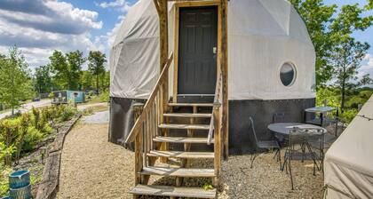 Creekside Glamping Dome in Rogersville w/ Patio