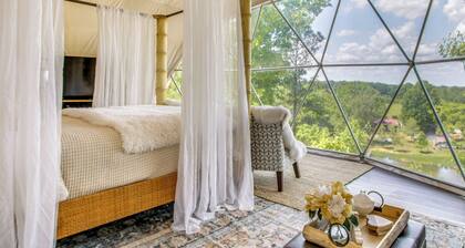 Creekside Glamping Dome in Rogersville w/ Patio