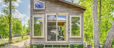 House (1 Bedroom) | Interior