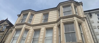 Cozy Apartment in Antrim City Center