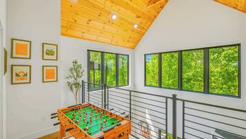 Spielezimmer