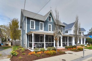Exterior - Elegant Single Family Home With Private Pool! (Rehoboth Beach)