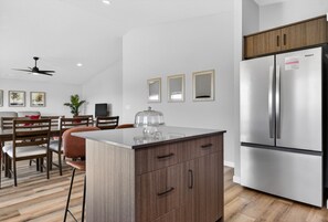 WestBlueLaceStreet_44