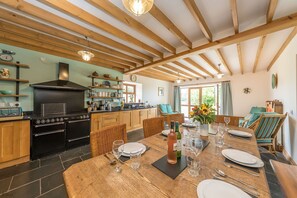 Dining - Large Barn Conversion on a Working Farm on the Llŷn Peninsula | Rhiwal (Pwllheli)