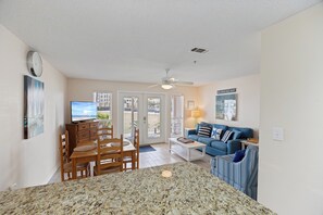 Smart TV - New Listing at Grand Caribbean! Sea Sparrow Nest is a 1 BR 1BA that sleeps 6 (Pensacola)