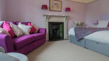 2 bedrooms, individually decorated, individually furnished, free WiFi