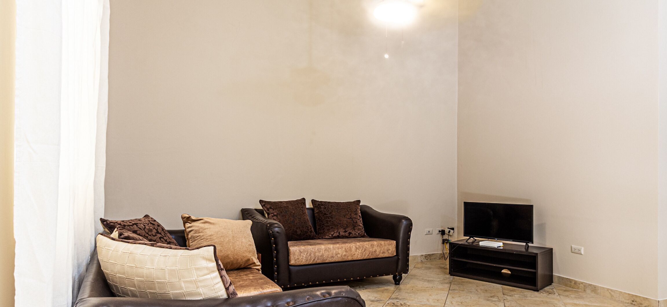House, 2 Bedrooms, Accessible, Patio | Living room
