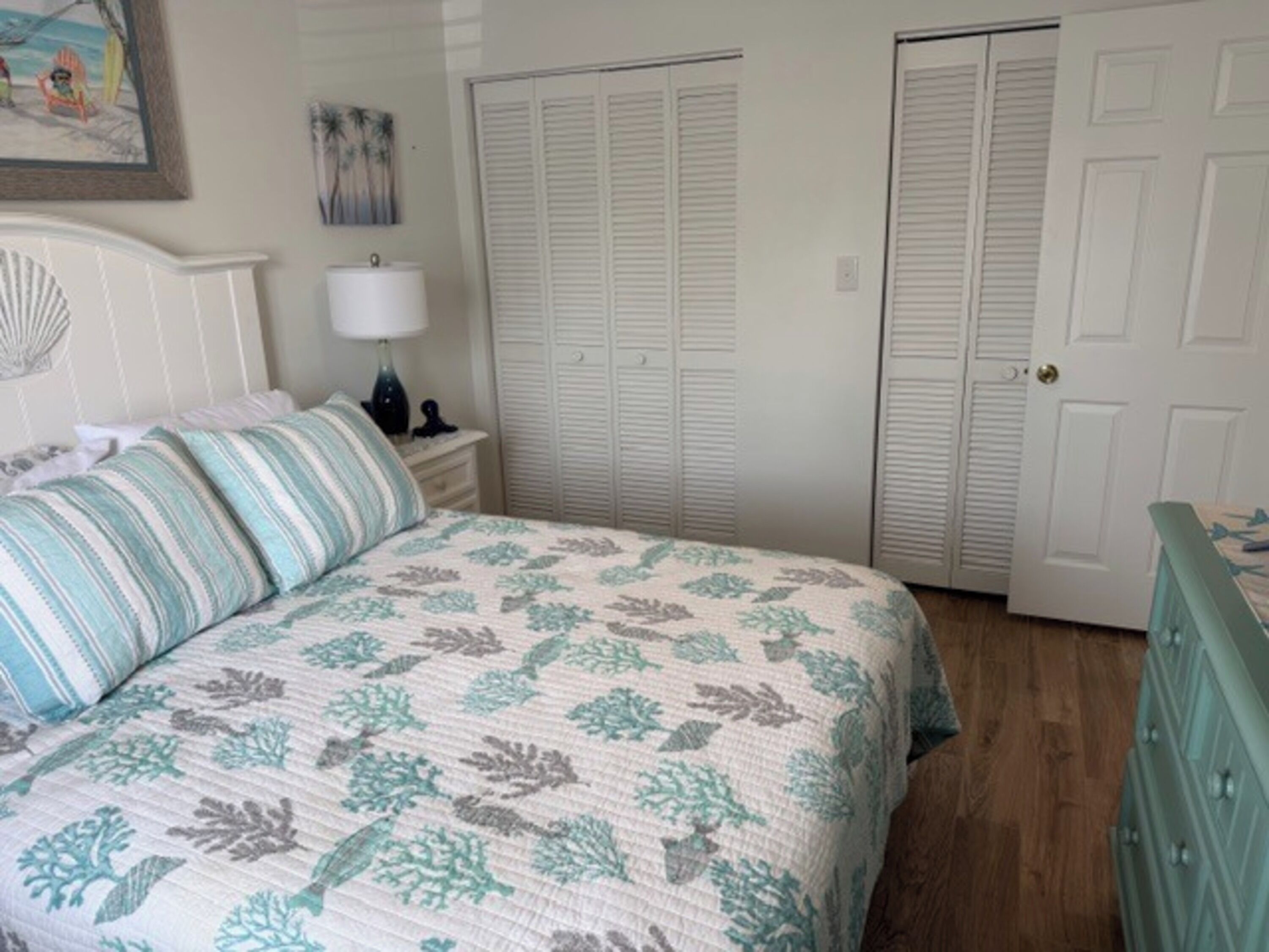 Comfort Condo, 1 Bedroom, Patio, Lake View | Individually decorated, individually furnished, iron/ironing board