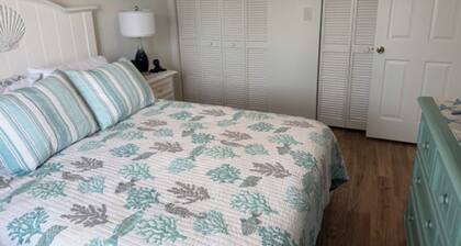 Calm & Cozy Escape with Scenic Views