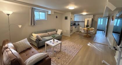 Cozy Bright Suite with Separate Entrance in Scarborough | Near Hospital