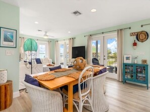 Dining - Welcome to Waters Edge, a true hidden gem on Little Gasparilla Island-where turquoise water, gentle breezes, and total relaxation replace traffic, noise, and stress (Placida)