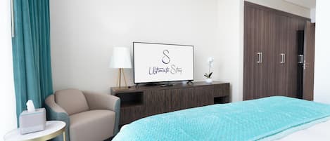 ตู้นิรภัยในห้องพัก, เตารีด/โต๊ะรีดผ้า, Wi-Fi ฟรี
