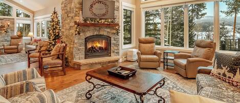 Smart TV, fireplace, offices, computer monitors