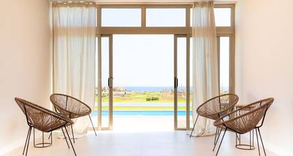 Villa Brisamar Azul | Caleta de Fuste | Golf Views | Heated Pool | Near Beach