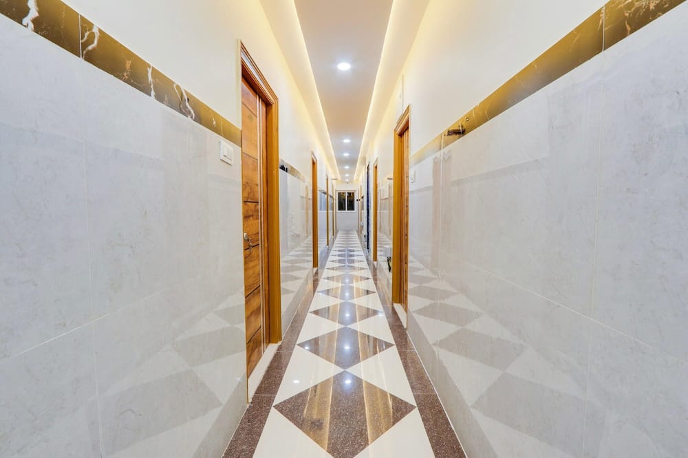 Classic Sri Balaji Luxury Rooms