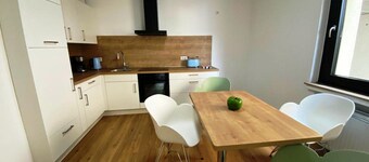 Apartment Spiegelkurve