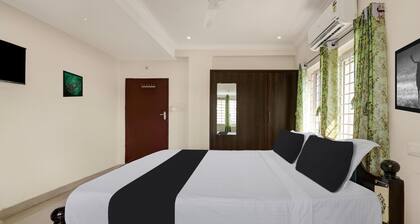 Classic With Balcony Ramaraopet