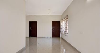 Classic With Balcony Ramaraopet