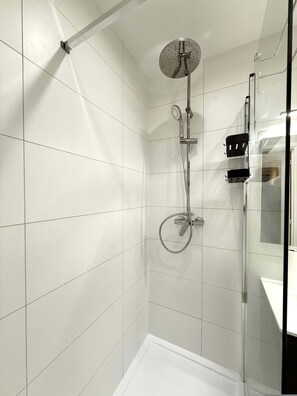 House - Studio Moderne au Coeur du Quartier Saint Adalbert (Liege)