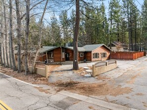 5 bedrooms, Internet - Indoor Pool Game Rm Pickleball Spa BBQ Petok (Big Bear Lake)