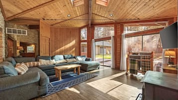 5 bedrooms, Internet