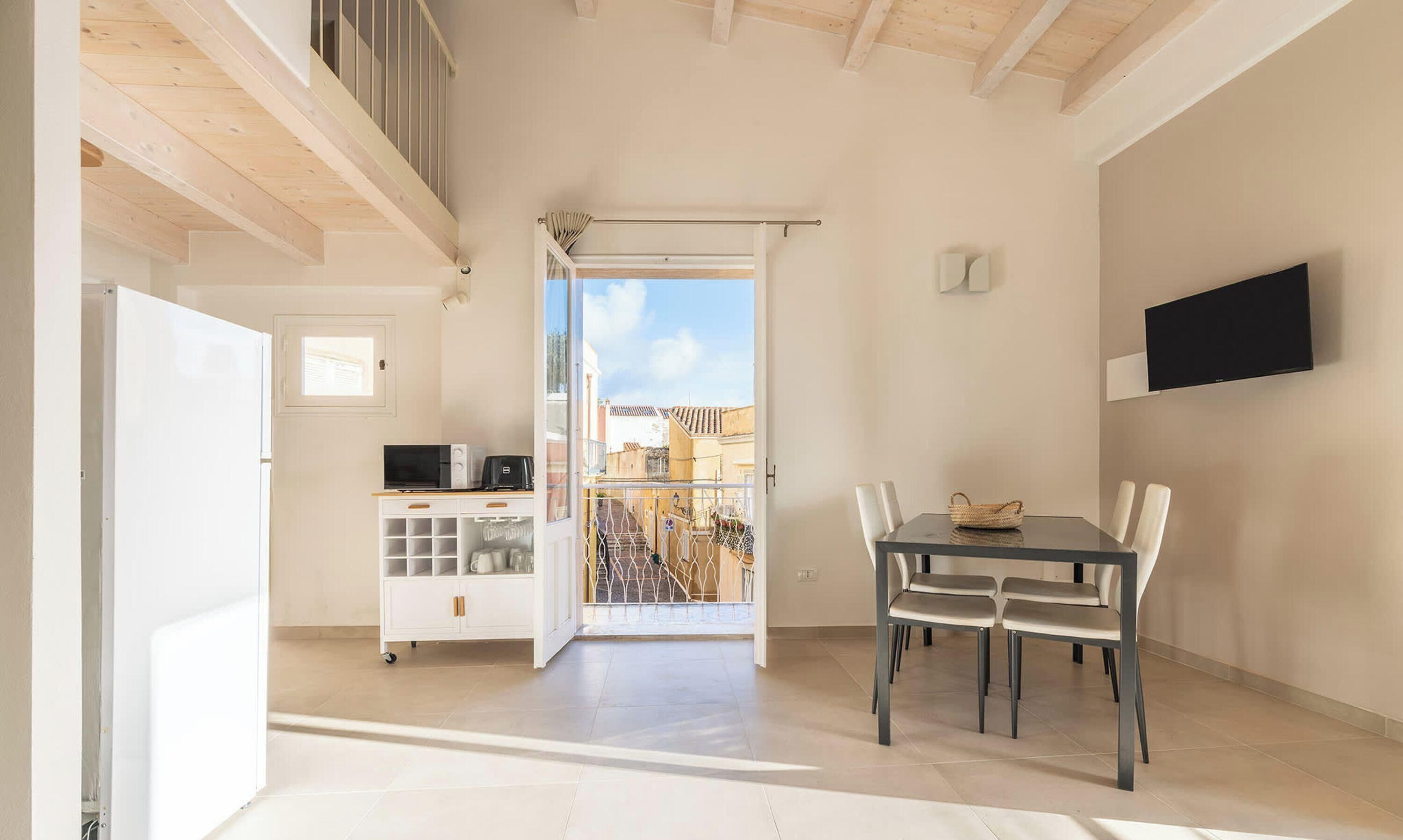 3 bedrooms, Internet