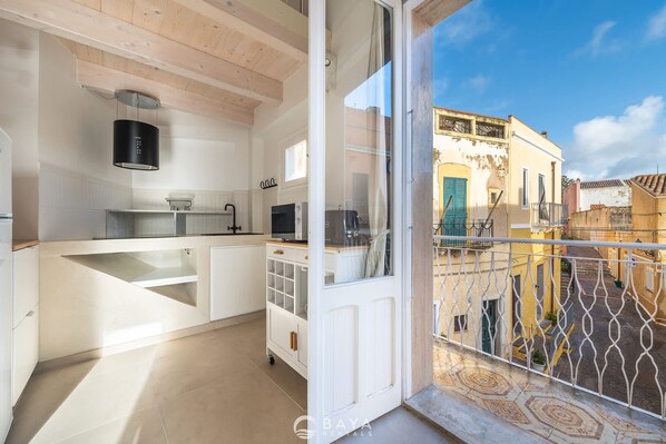 House | 3 bedrooms, Internet - Ca Rouge - Modern Bright 3BR Boutique Retreat in the Heart of Carloforte (Carloforte)