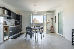 House - Modern 2BR Retreat in Pula - Bright Quiet (Pula)