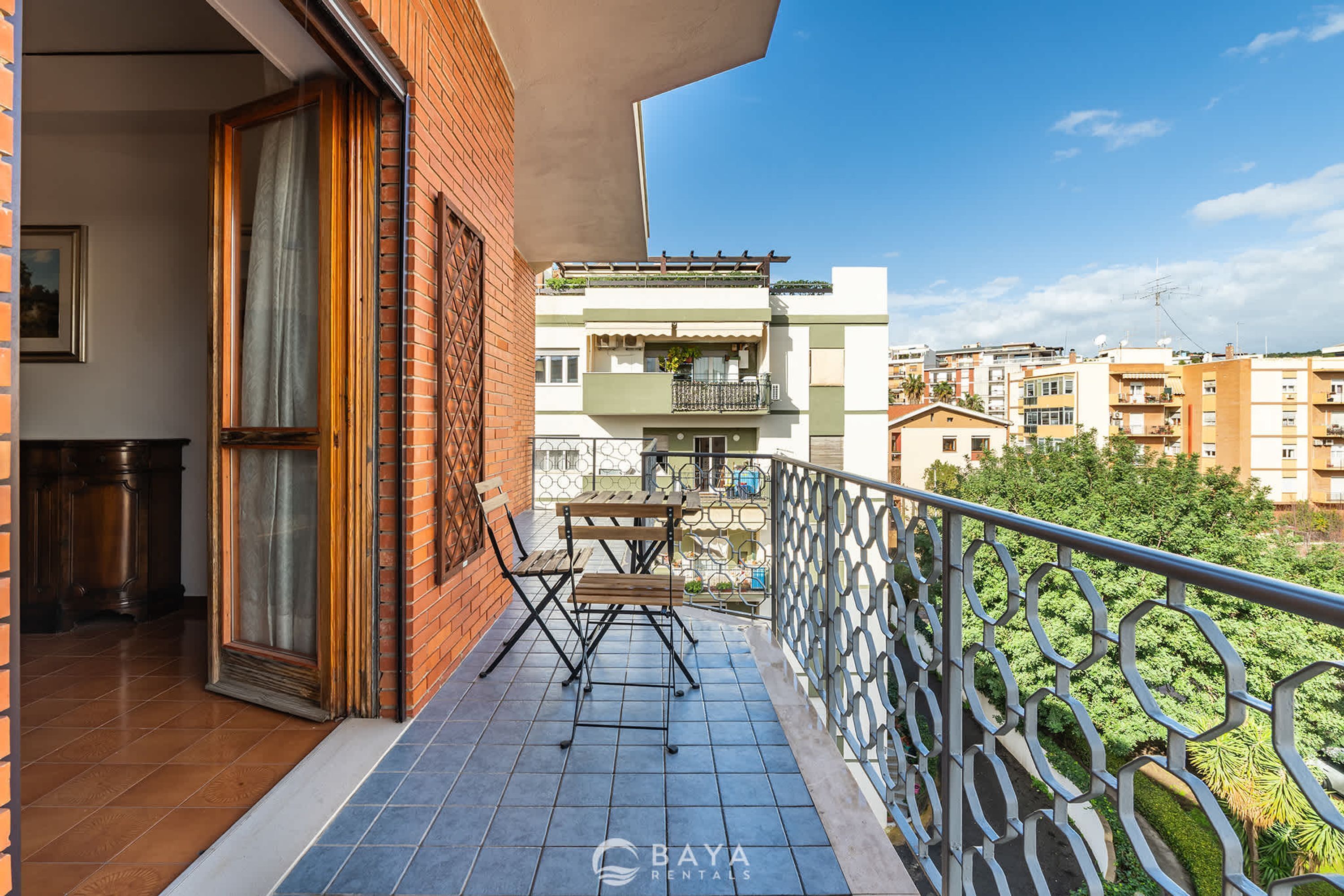 3 habitaciones y acceso a internet 