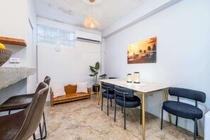 Dining - Cozy Rincon Surf Club Unit |Pool |Beach Essentials (Rincon)