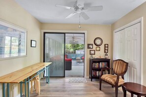 Interior - Comfortable 3 bedroom/2 bath house close to the pier/village area (Saint Simons Island)