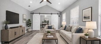 Hidden Gem Near Lakeland Poolside Retreat w/ Pond Views