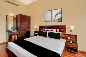 House | 1 bedroom - Deluxe Sinhgad Crossway Popular Hotel (Pune)