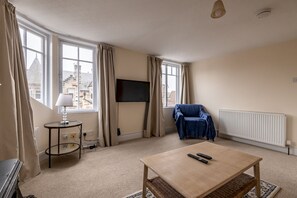 TV - 146b North Street | St Andrews (St Andrews)