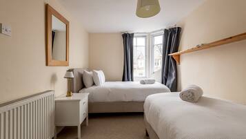 Iron/ironing board, free WiFi, bed sheets