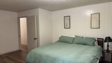 WiFi, bed sheets