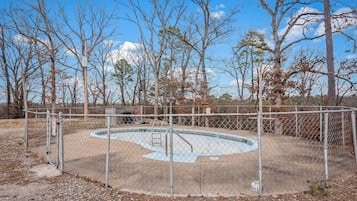 Pool | Outdoor pool