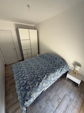 3 bedrooms, iron/ironing board, WiFi, bed sheets - House with lake view (Lacanau)