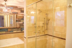 Shower, jetted bath, hair dryer, towels