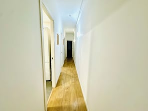 Interior - Spacious 4-bedroom apartment right next to Sagrada Familia (Barcelona)