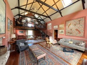 TV, fireplace, books - Historic Countryside Mill with Gardens/Tennis - Pass the Keys (Kirkpatrick Durham)