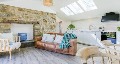Pen Lon Quirt - sleeps 4 guests in 2 bedrooms