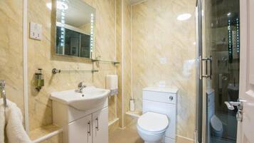 Double Room | Bathroom