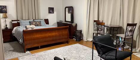 Desk, iron/ironing board, free WiFi, bed sheets