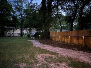 1 bedroom - Moody Blues Studio Perfect for Work or Romance (Memphis)