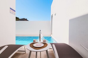 Pool - Villa Jannah -Luxury Halal Retreat (Quinta do Anjo)