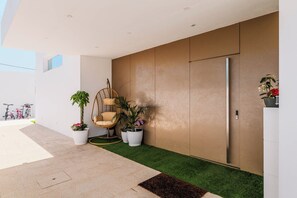 Interior - Villa Jannah -Luxury Halal Retreat (Quinta do Anjo)
