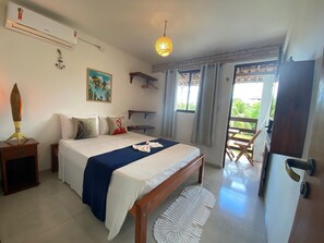Suite estándar, vista al jardín | Wifi gratis 